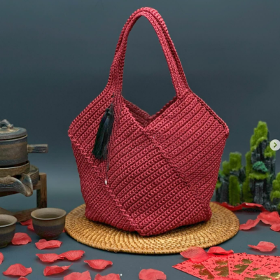 KNITTED BAG DIAGONAL STYLE